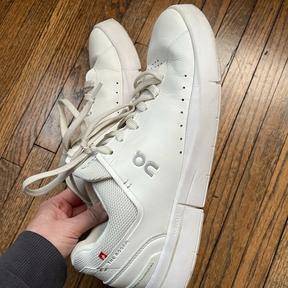 On Running  Men's Sneakers The Roger - Picture 4 of 9